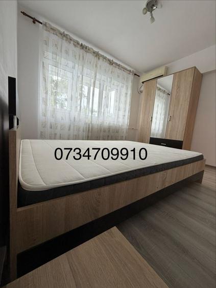 Apartament cu 3 camere decomandat în Obor