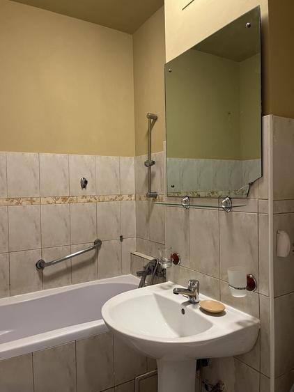 Garsonieră decomandată în Brâncoveanu
