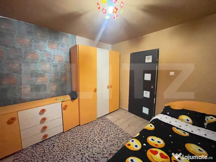 Apartament cu 3 camere decomandat în Calea București