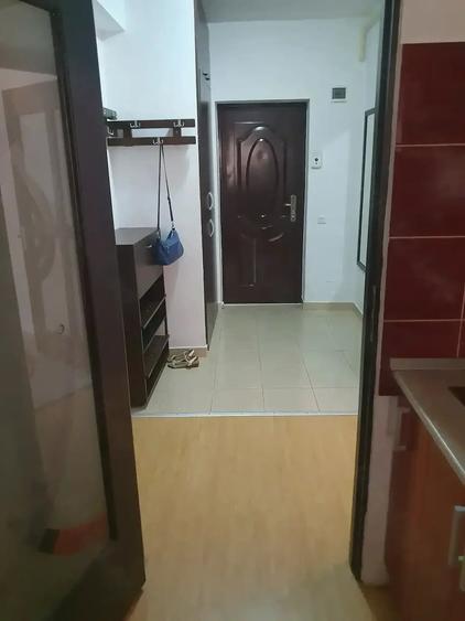 Apartament cu 2 camere decomandat în Florești