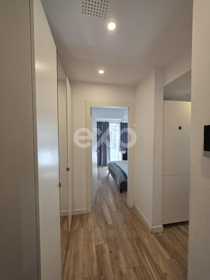 Apartament cu 3 camere semidecomandat, mobilat în Banu Manta