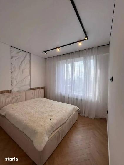 Apartament cu 3 camere decomandat în Titan — fotografia 3