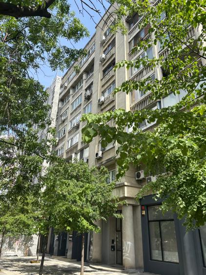 Apartament cu 3 camere decomandat în Decebal