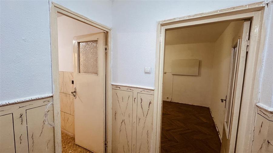 Apartament cu 2 camere decomandat în Astra