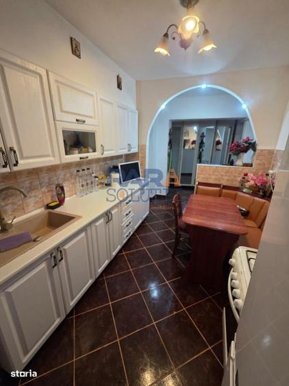 Apartament cu 3 camere decomandat în Ultracentral