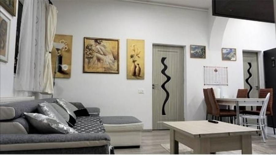 Apartament cu 3 camere semidecomandat, mobilat în Astra