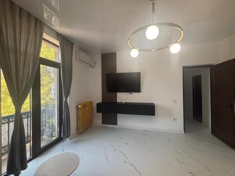 Rent/Inchiriere Apartament 2 camere ultracentral, 52 m2 Bulevardul Regina Elisabeta 44 - 14