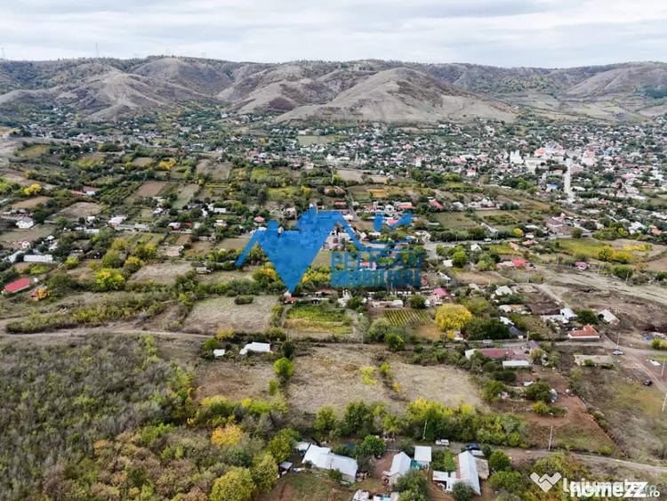 Teren de 3044 mp, în Niculițel