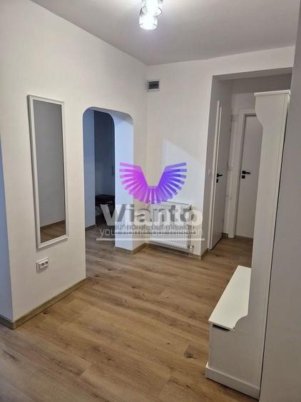 Apartament cu 3 camere decomandat, mobilat în Ștrand