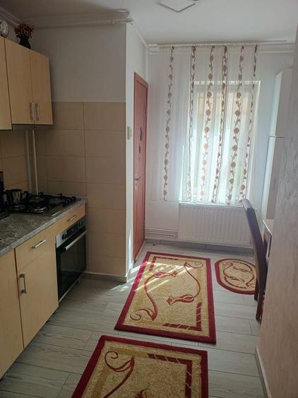 Apartament cu 2 camere decomandat în Tudor