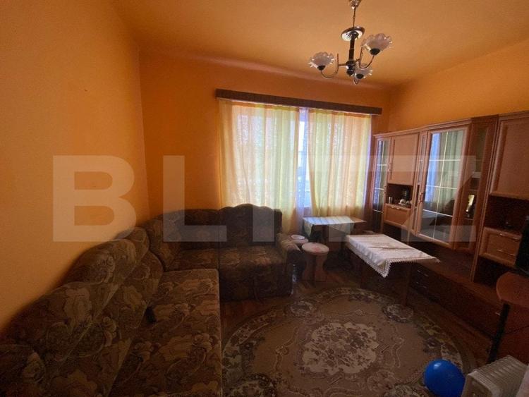 Casă individuală cu 10 camere cu Garaj în Griviței