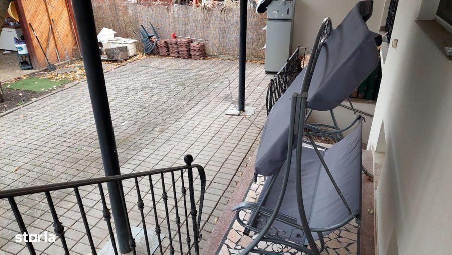 Apartament cu 3 camere, mobilat în Cetate