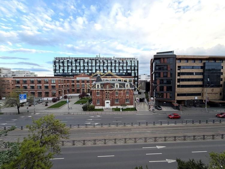 Apartament cu 2 camere semidecomandat în Dorobanți