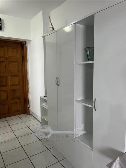 Garsonieră decomandată în Gară