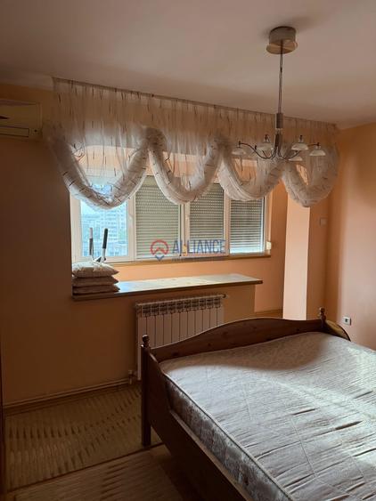 Apartament cu 3 camere decomandat în Tomis Nord