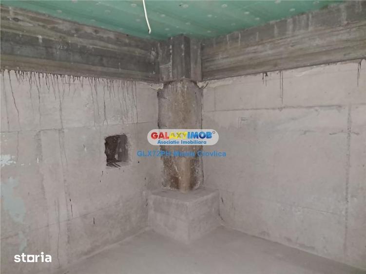 Casă cu 6 camere cu Teren 267 Mp în Ultracentral