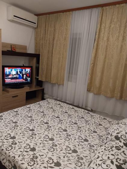 Apartament cu 2 camere decomandat în City Park Mall