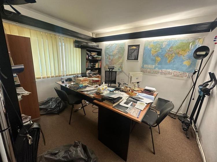 Apartament cu 4 camere decomandat în Moara de foc