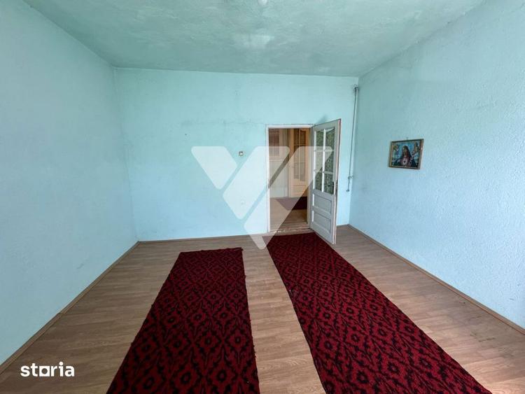 Casă cu 5 camere cu Teren 270 Mp în Țiglari