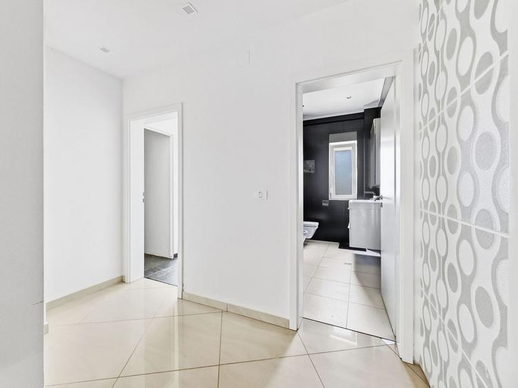 Apartament cu 2 camere semidecomandat în Braytim