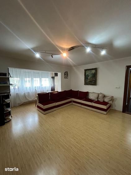 Apartament cu 3 camere în Sud