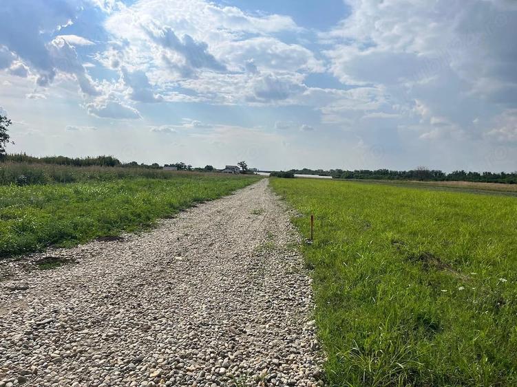 Teren de 524 mp, în Falaștoaca