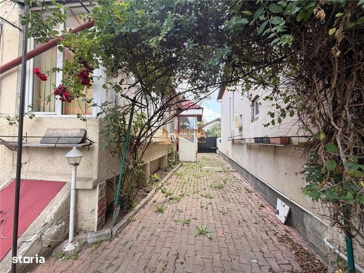 Casă cu 4 camere în Aurel Vlaicu