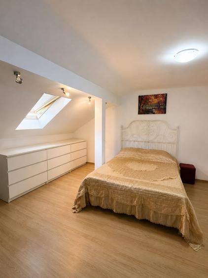 Apartament cu 4 camere în P-ța Reșița