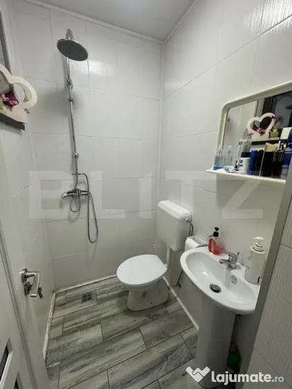 Casă cu 4 camere cu Teren 557 Mp în Păulești