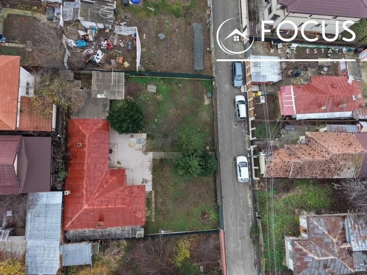 Casă individuală cu 4 camere cu Canalizare în Pipera