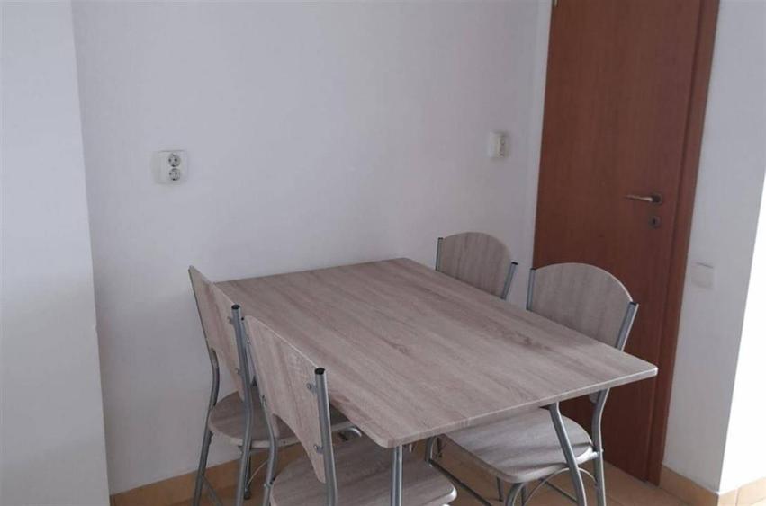 Apartament cu 2 camere decomandat în Zorilor