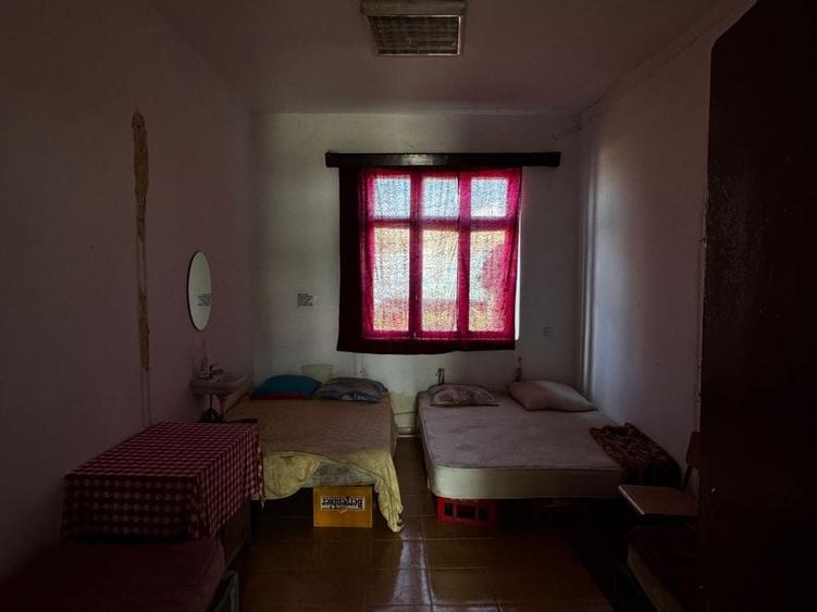Casă cu 4 camere în Stejaru