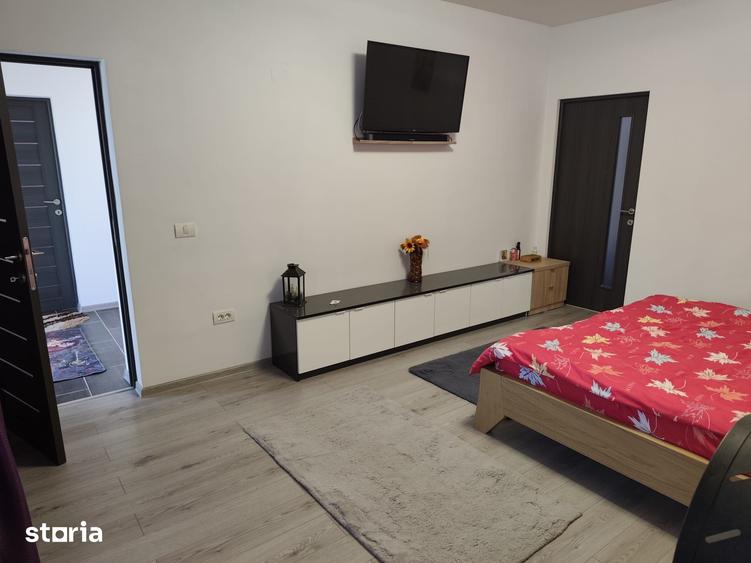 Casă cu 4 camere cu Teren 755 Mp în Calvini
