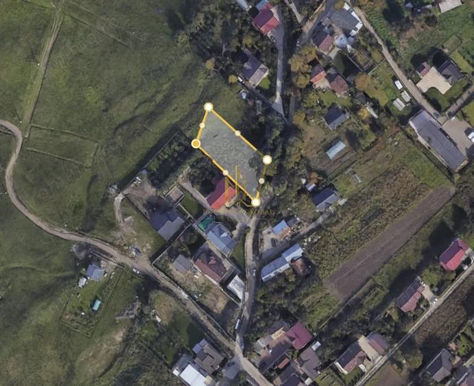 Teren de 1200 mp, în Șcheia