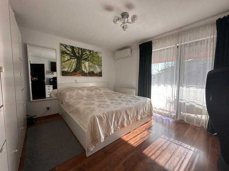 Duplex cu 3 camere cu Canalizare în Domnești