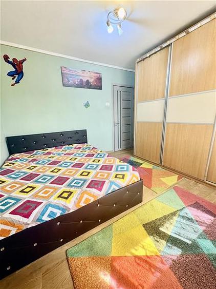 Apartament cu 2 camere decomandat, mobilat în Dacia