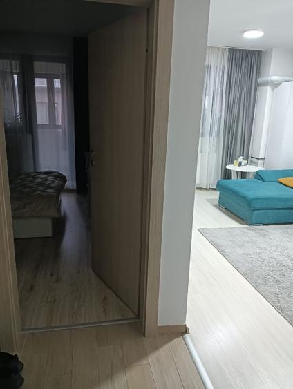 Apartament cu 2 camere semidecomandat în Rahova