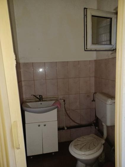 Spațiu comercial, de 72 mp, în Urziceni