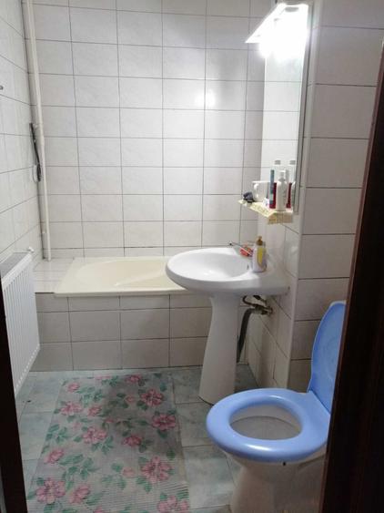 Apartament cu 2 camere decomandat în 9 Mai