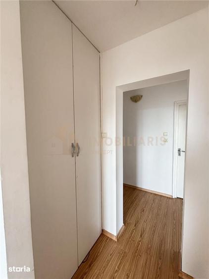 Apartament cu 2 camere decomandat în Traian