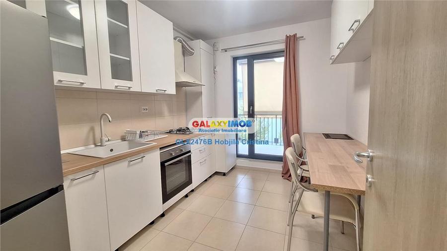 Apartament cu 4 camere decomandat, mobilat în Băneasa