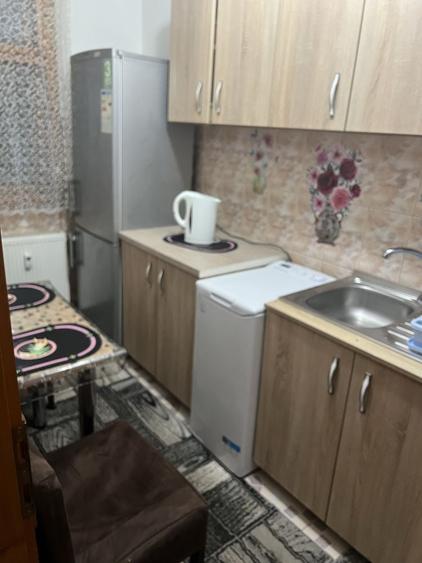 Garsonieră decomandată în Central