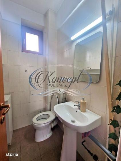 Spațiu comercial, de 32 mp, în Plopilor