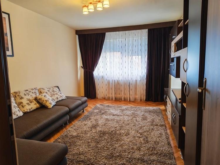 PF inchiriez ap. 2 camere Mihai Viteazu - 1