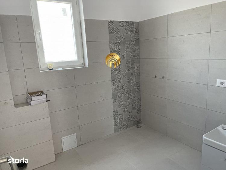Casă cu 3 camere cu Teren 270 Mp în Central