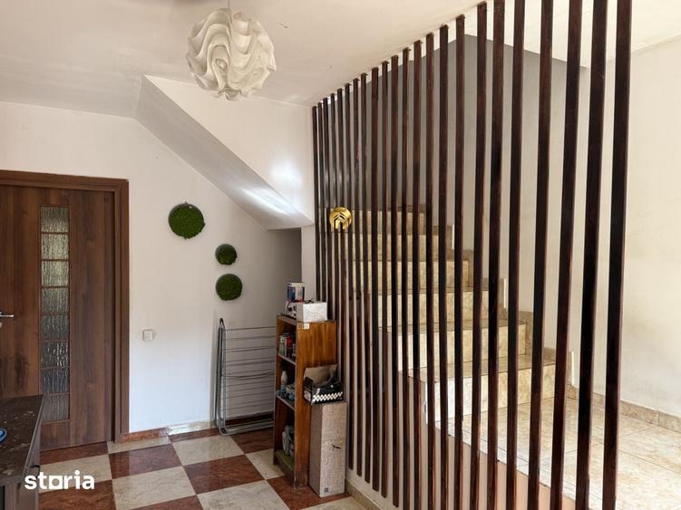 Casă cu 3 camere cu Teren 330 Mp în Central