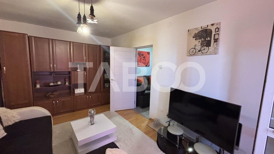 Apartament cu 2 camere decomandat, mobilat în Vasile Aaron