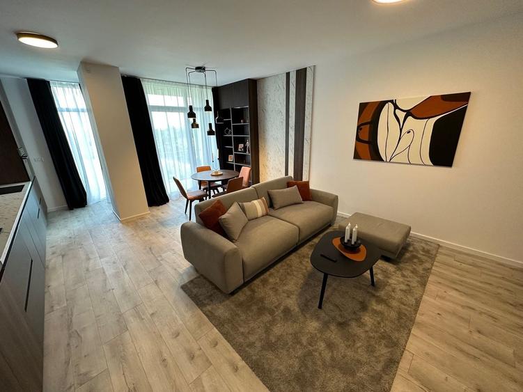 Apartament cu 2 camere decomandat, mobilat în Aradului
