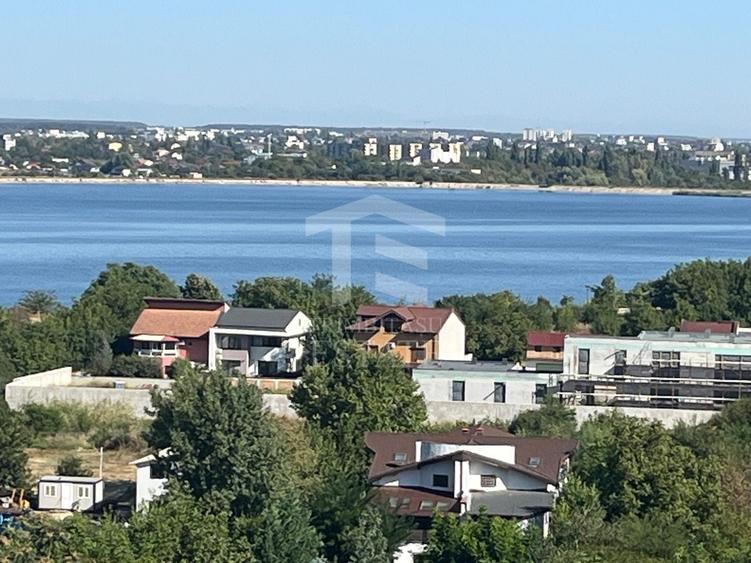 Garsonieră decomandată, mobilată în Uverturii
