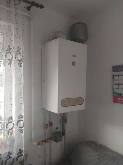 Garsonieră decomandată, mobilată în Debarcader